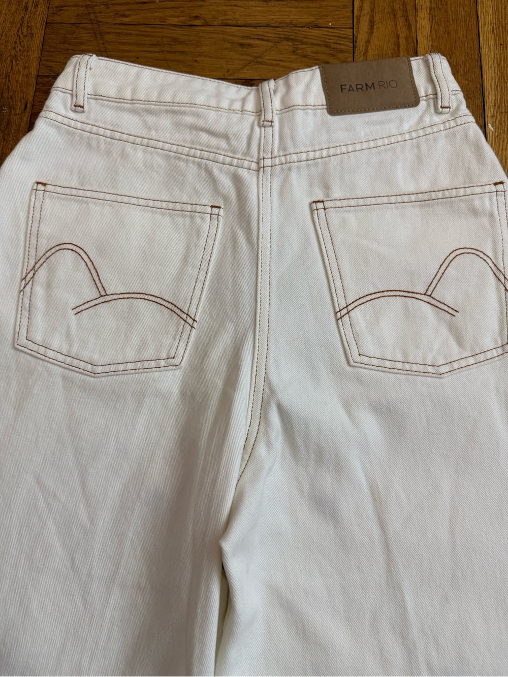 Farm Rio Embroidered Coconut Off-white Beaded denim - Picture 7 of 13